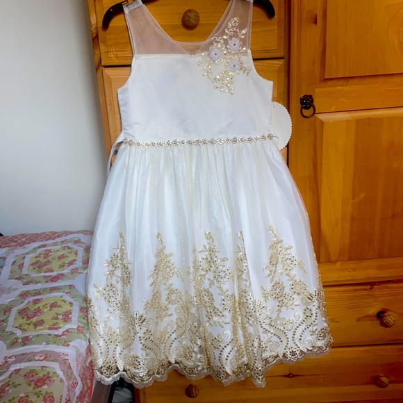 NWT gold lace sparkle flower girl communion dress - Picture 3 of 16